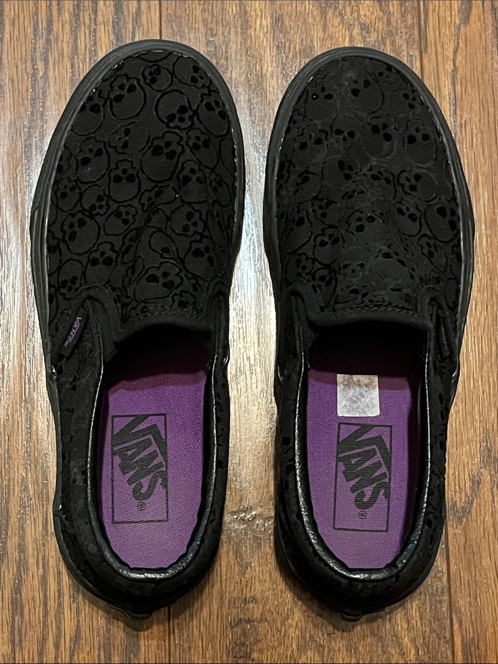 Vans Black Skull Slip-On Sneakers - Picture 3 of 16